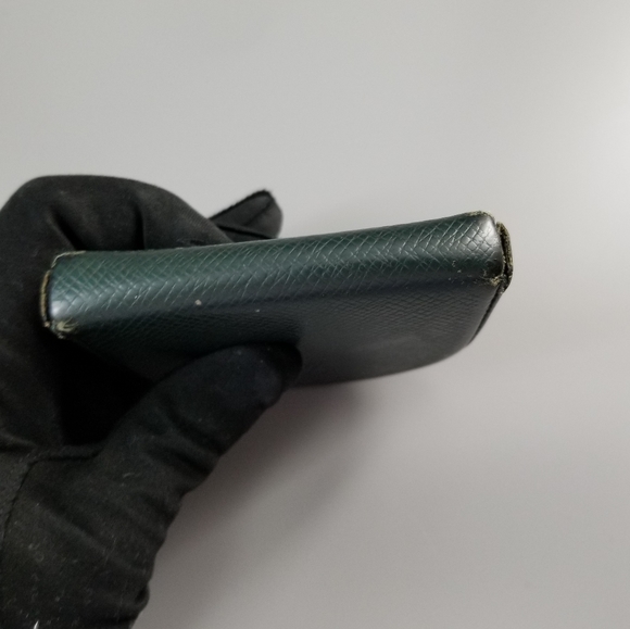 LOUIS VUITTON Beautiful mini monnaie boite coin case Taiga Leather/Germa… - Picture 15 of 16